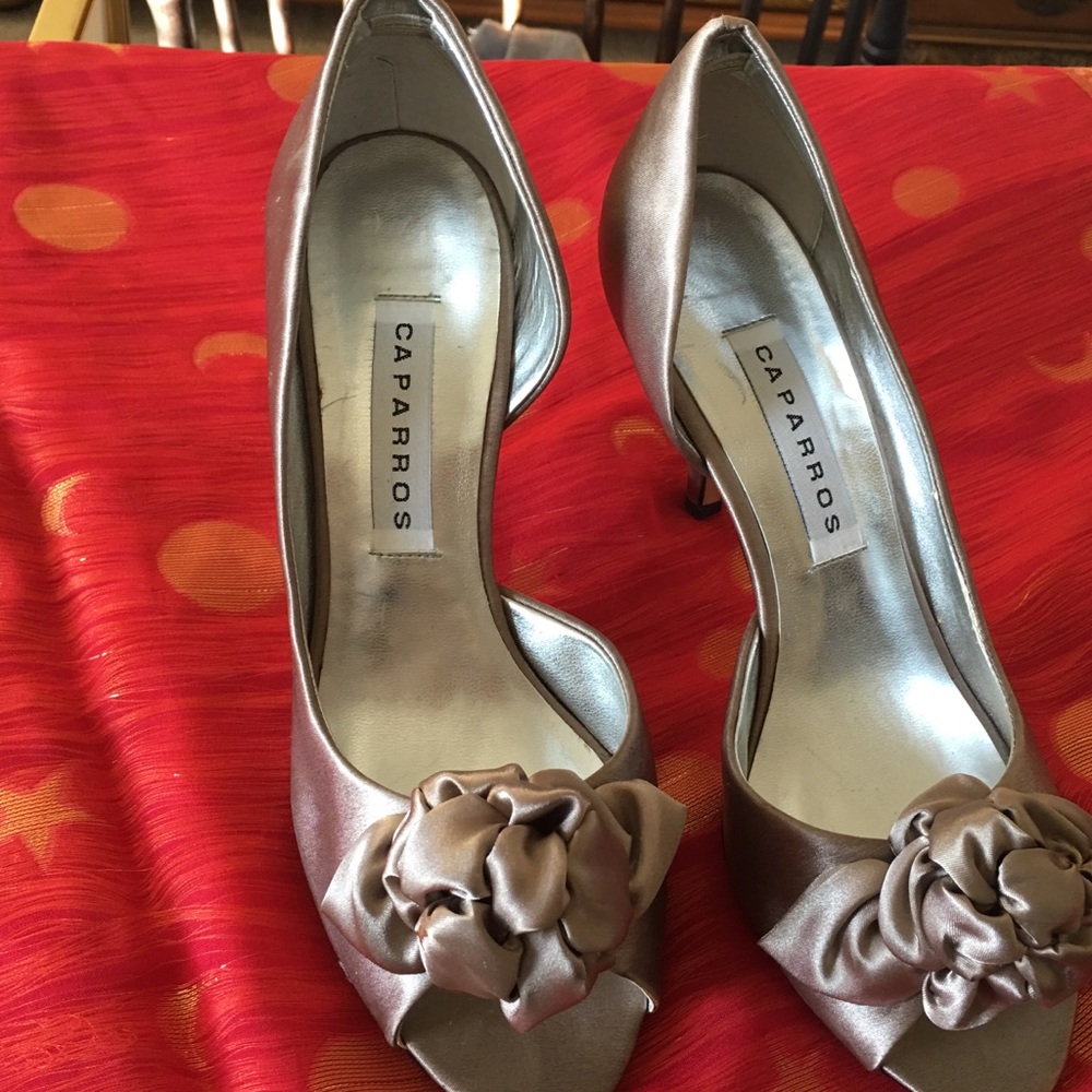 Evening shoes